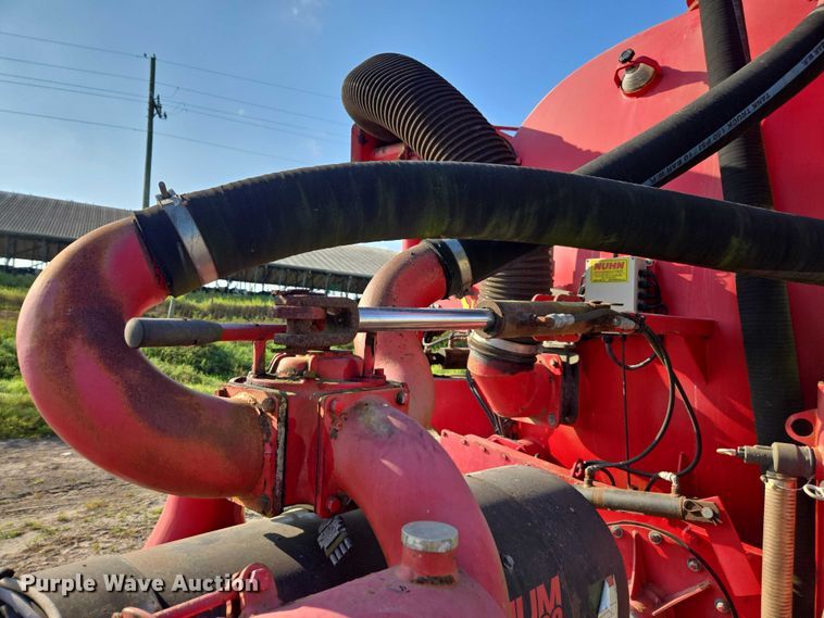 image for item DT4714 Nuhn Magnum 7500 liquid manure applicator