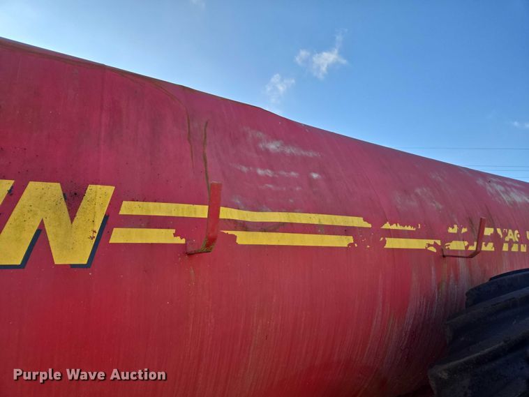 image for item DT4714 Nuhn Magnum 7500 liquid manure applicator