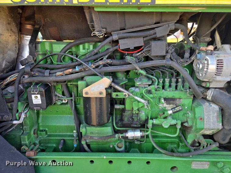 image for item DT4715 1999 John Deere 7810 MFWD tractor