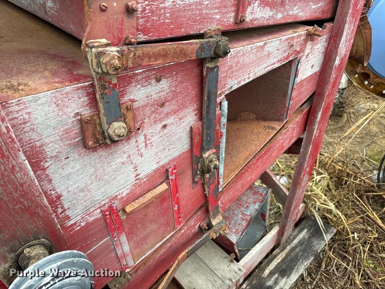 image for item EA7886 Seed sorter