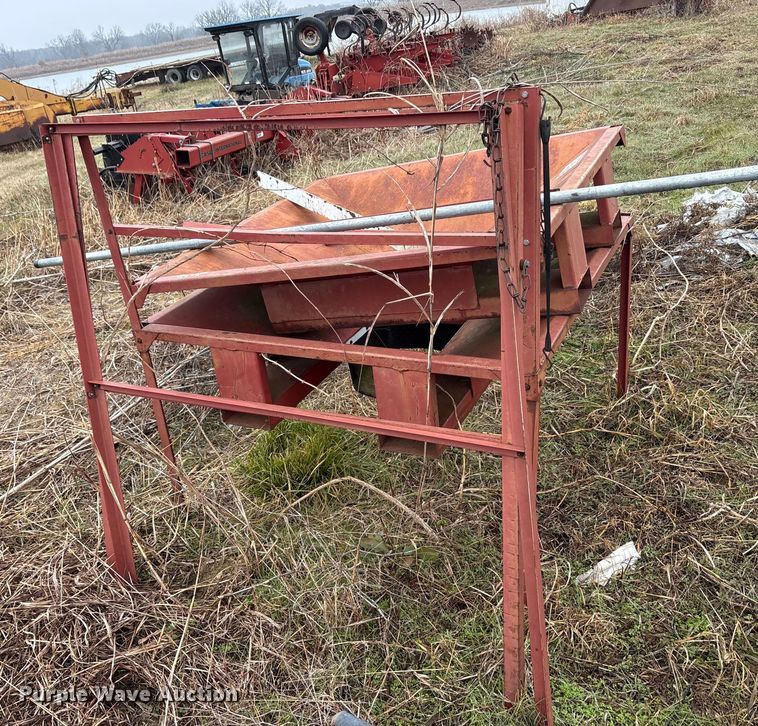 image for item EA7887 Tafco trailer fill stands