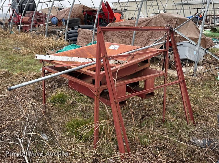 image for item EA7887 Tafco trailer fill stands