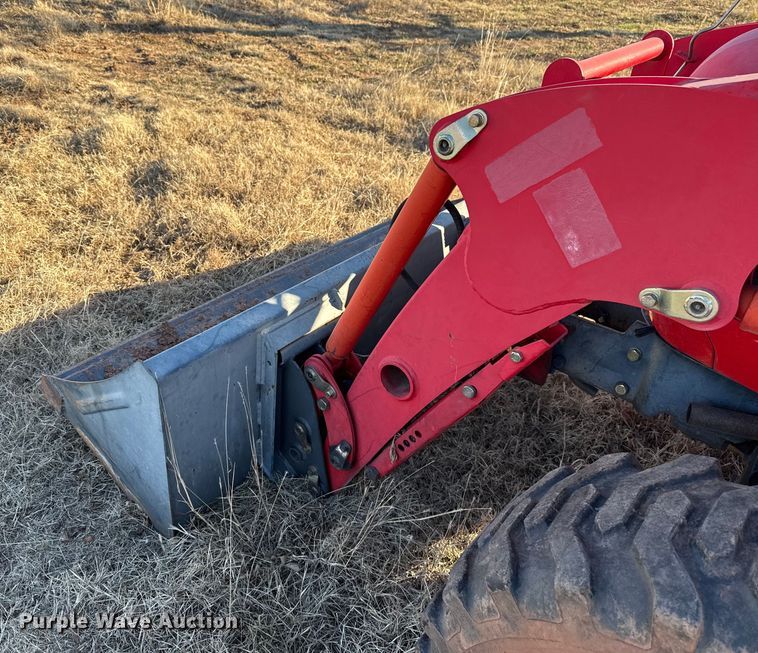 image for item EE3439 Branson 5220C MFWD tractor