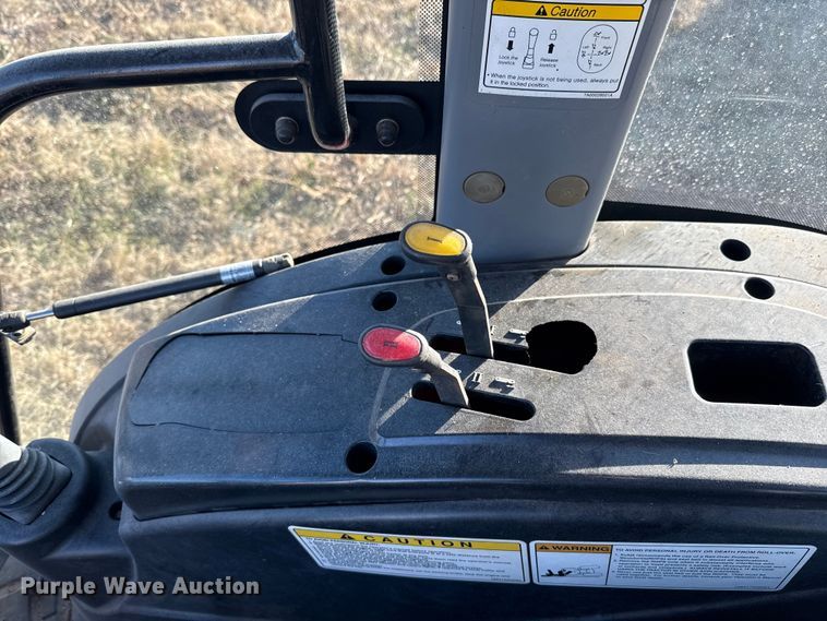 image for item EE3439 Branson 5220C MFWD tractor