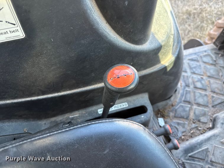 image for item EE3439 Branson 5220C MFWD tractor