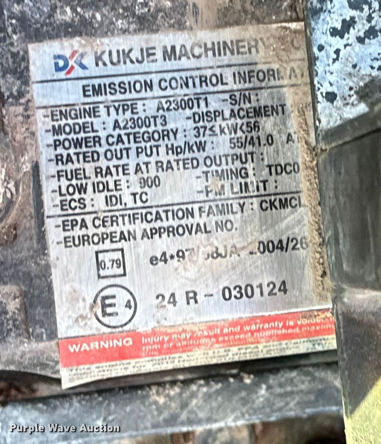 image for item EE3439 Branson 5220C MFWD tractor