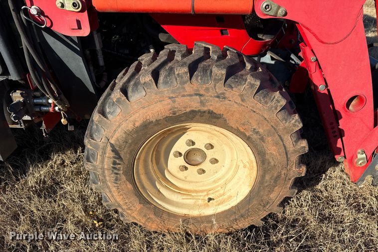 image for item EE3439 Branson 5220C MFWD tractor