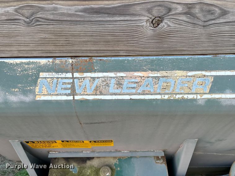 image for item EN5905 New Leader L2020GT applicator bed