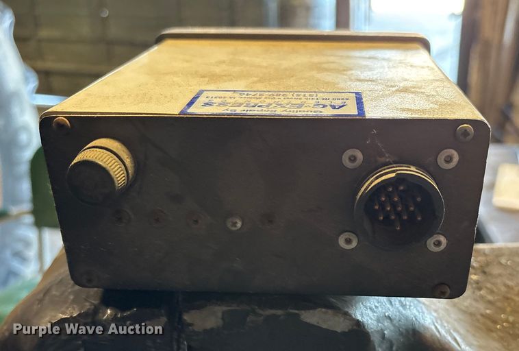 image for item EN5905 New Leader L2020GT applicator bed