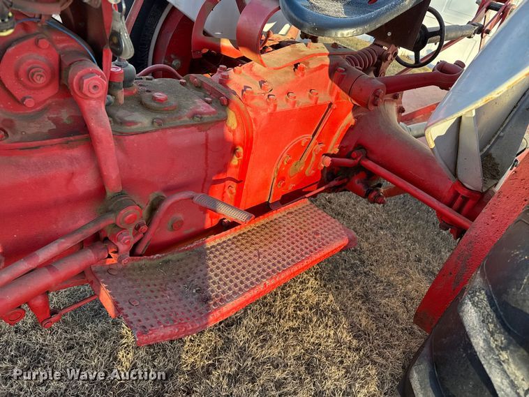 image for item EP2659 1950 Ford 8N tractor
