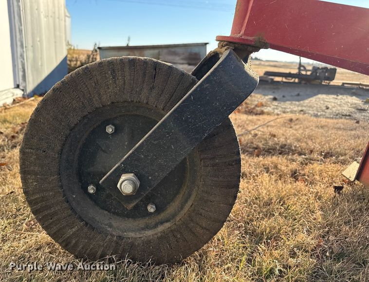 image for item EP2659 1950 Ford 8N tractor