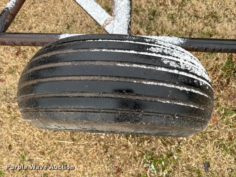 image for item EP2680 Cardon hay bale trailer