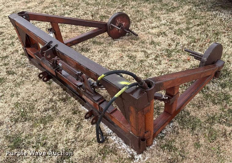 image for item EP2685 Three point bale unroller