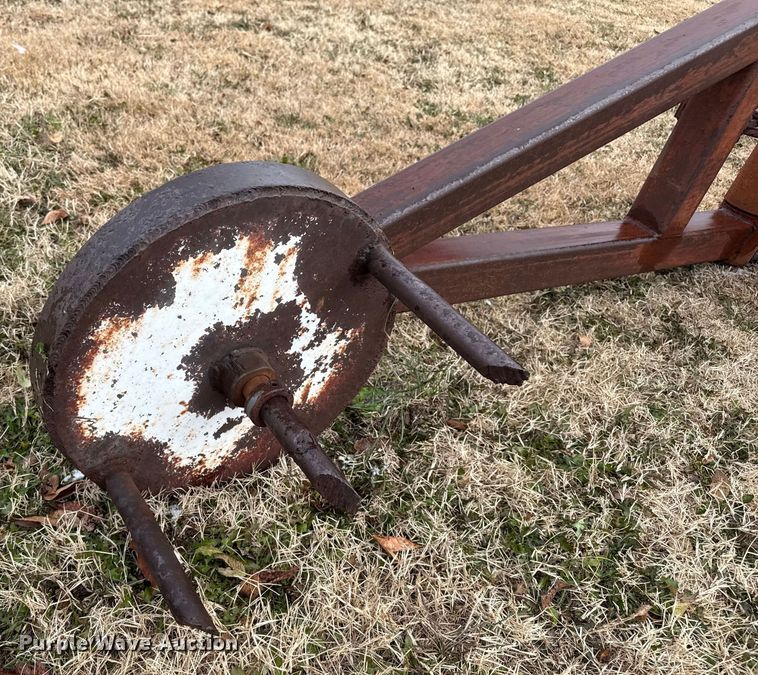 image for item EP2685 Three point bale unroller