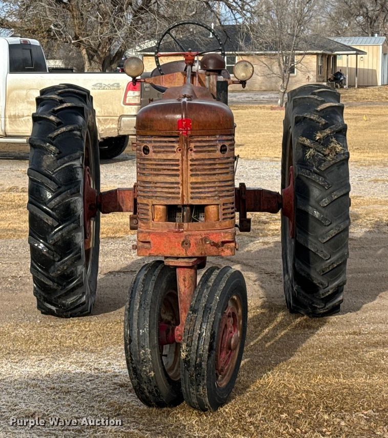 image for item EP2689 Farmall Super H tractor