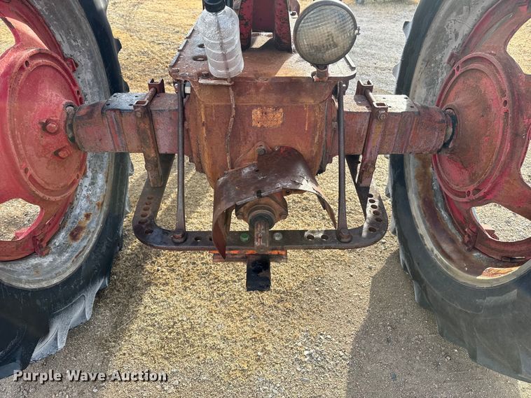image for item EP2689 Farmall Super H tractor