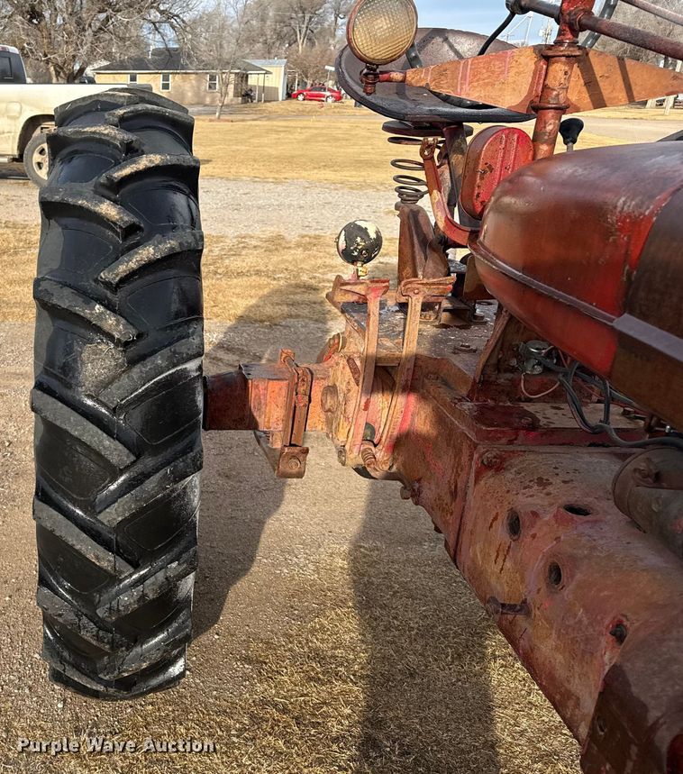 image for item EP2689 Farmall Super H tractor