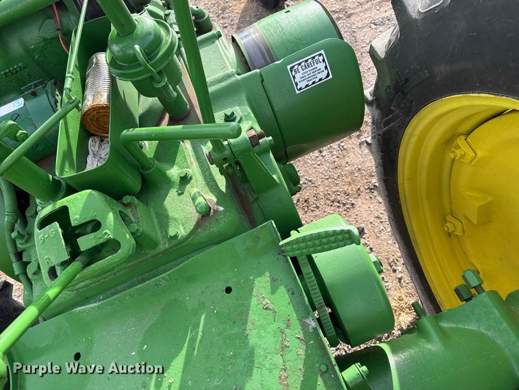 image for item EP2690 1943 John Deere G tractor