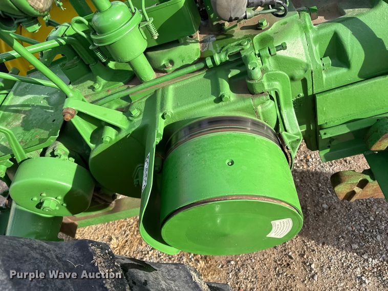 image for item EP2690 1943 John Deere G tractor