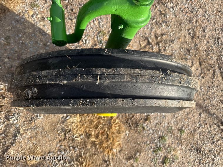 image for item EP2690 1943 John Deere G tractor