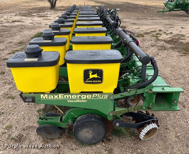 image for item EP2691 2009 John Deere 1710 no-till planter