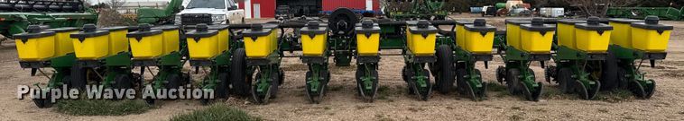 image for item EP2691 2009 John Deere 1710 no-till planter