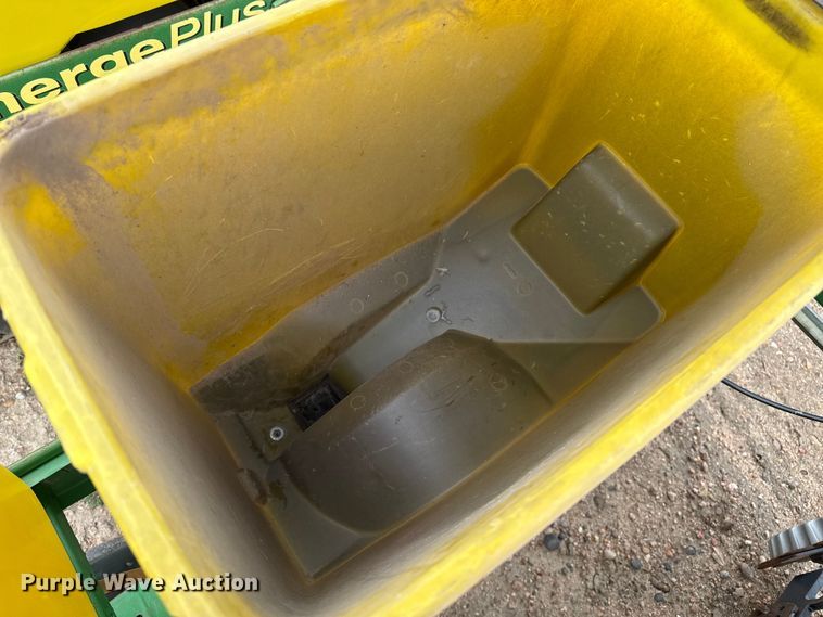 image for item EP2691 2009 John Deere 1710 no-till planter