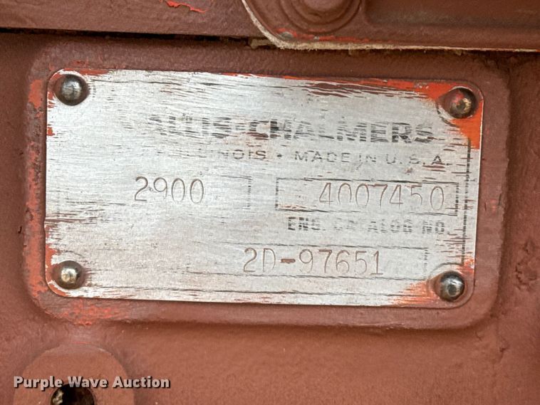 image for item EP2692 International Harvester Farmall 460 tractor