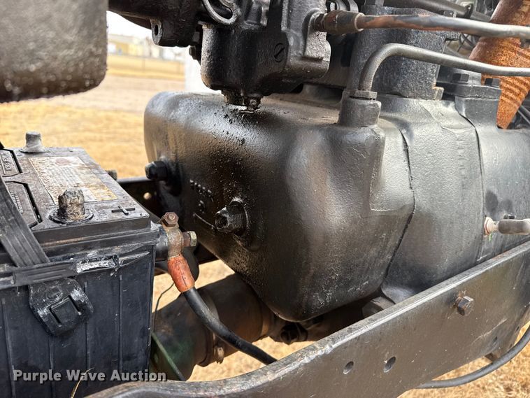 image for item EP2693 1945 John Deere G tractor