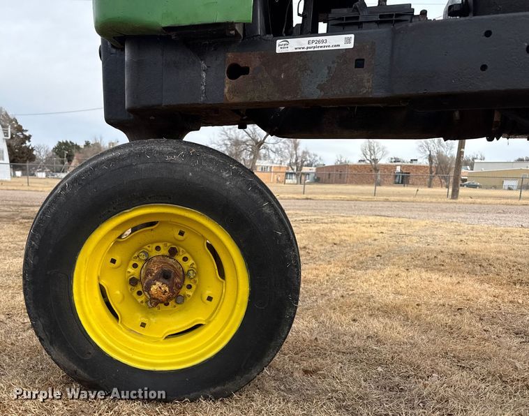 image for item EP2693 1945 John Deere G tractor