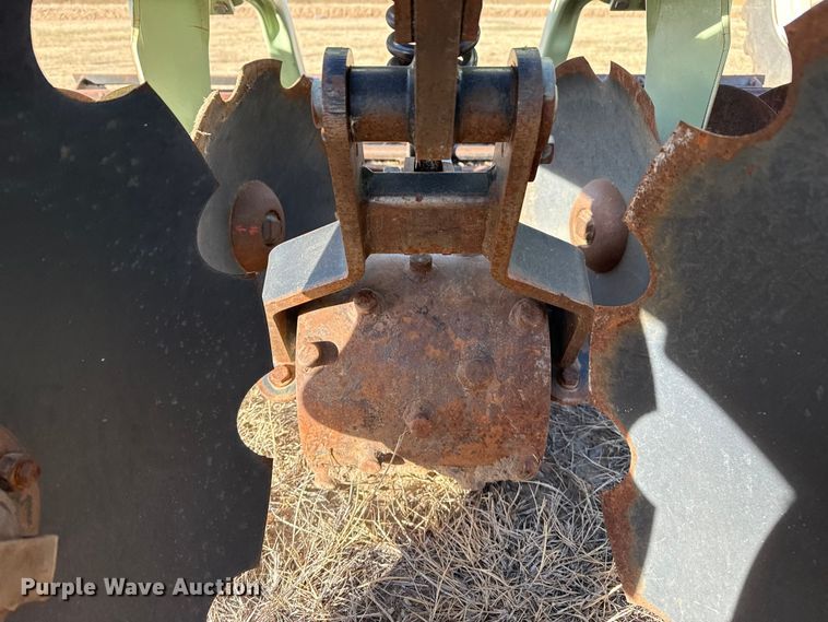 image for item EP2698 Orthman 369-200 pivot track filler