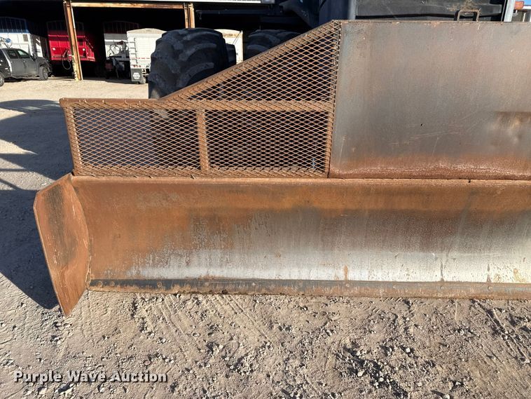 image for item EP2699 New Holland 9682 4WD tractor