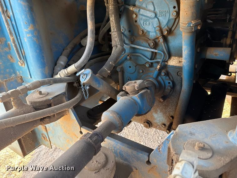 image for item EP2699 New Holland 9682 4WD tractor