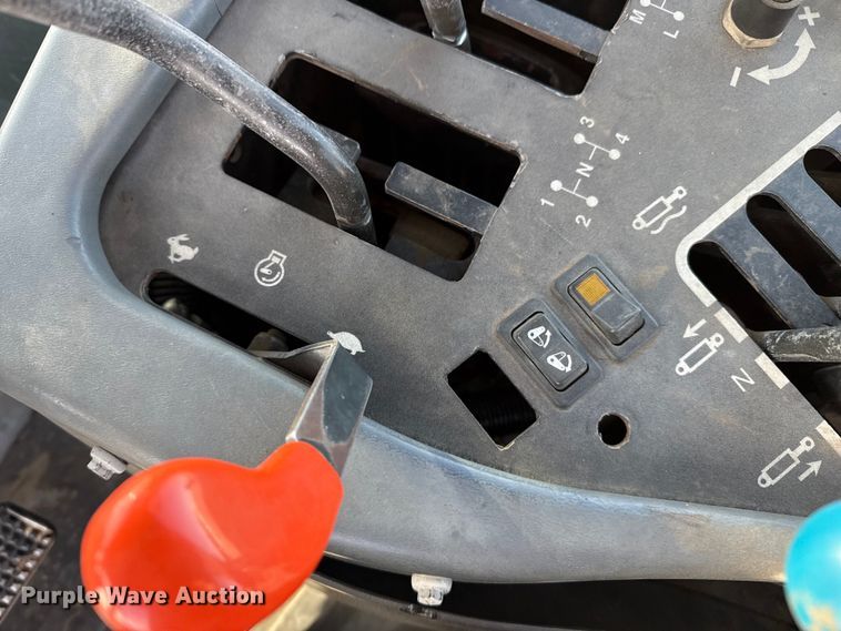 image for item EP2699 New Holland 9682 4WD tractor