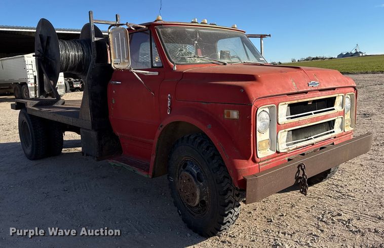 image for item EP2702 1970 Chevrolet C50 flatbed truck