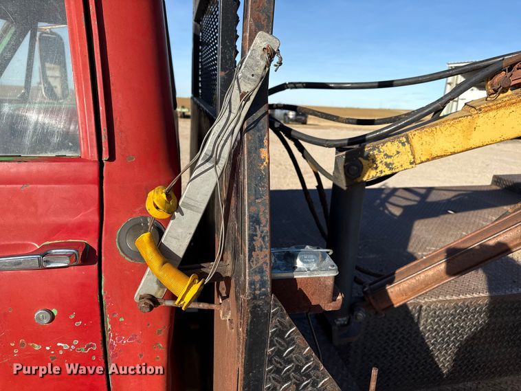 image for item EP2702 1970 Chevrolet C50 flatbed truck