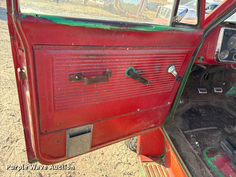 image for item EP2702 1970 Chevrolet C50 flatbed truck