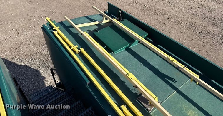 image for item EP2703 2011 Convey-All SK-4000-AC conveyor