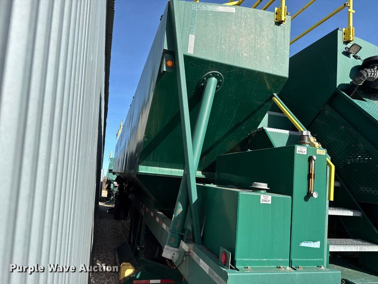 image for item EP2704 2011 Convey-All SK-4000-AC conveyor