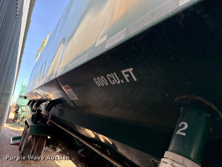 image for item EP2704 2011 Convey-All SK-4000-AC conveyor