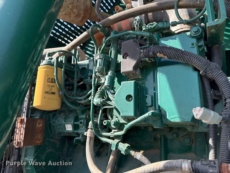 image for item EP2704 2011 Convey-All SK-4000-AC conveyor