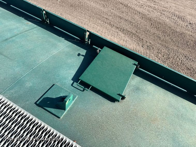 image for item EP2704 2011 Convey-All SK-4000-AC conveyor