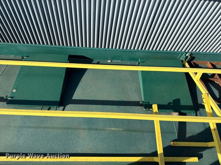 image for item EP2704 2011 Convey-All SK-4000-AC conveyor