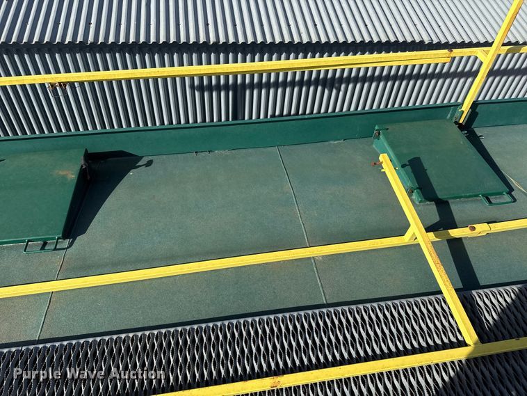 image for item EP2704 2011 Convey-All SK-4000-AC conveyor