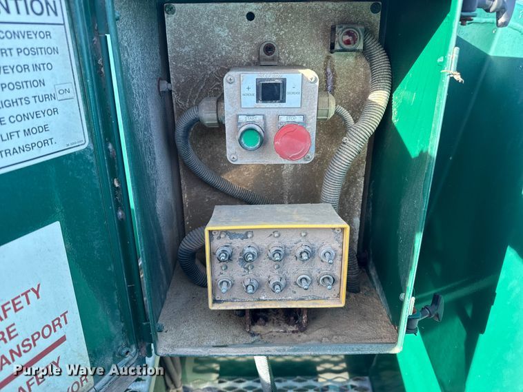 image for item EP2704 2011 Convey-All SK-4000-AC conveyor