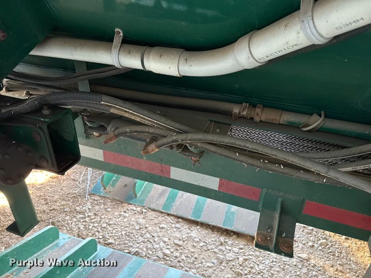 image for item EP2704 2011 Convey-All SK-4000-AC conveyor