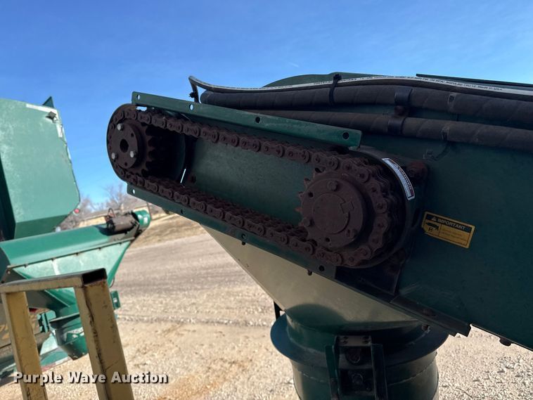 image for item EP2704 2011 Convey-All SK-4000-AC conveyor