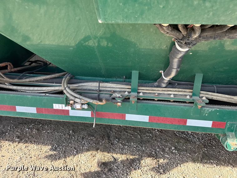 image for item EP2704 2011 Convey-All SK-4000-AC conveyor