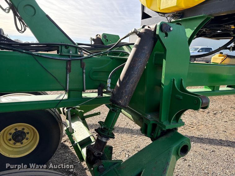 image for item EP2706 John Deere planter