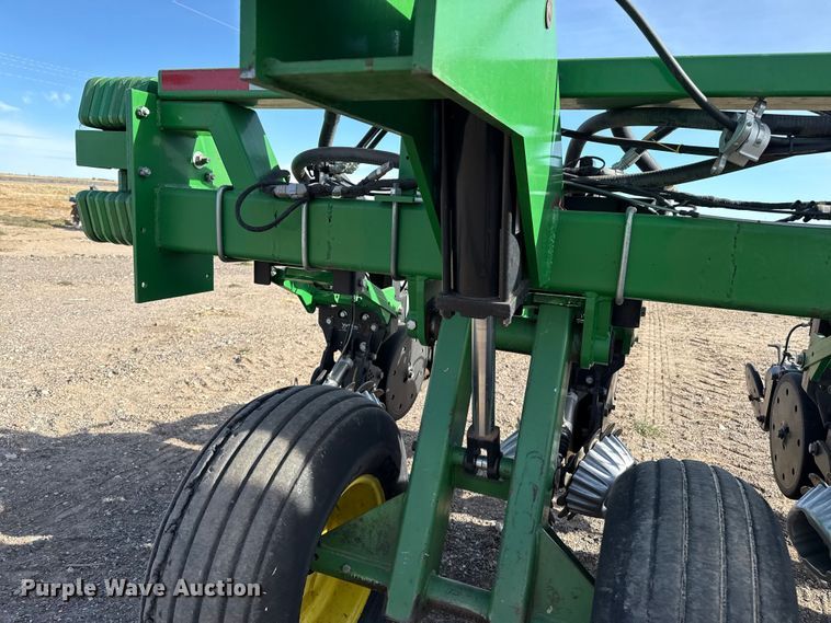 image for item EP2706 John Deere planter